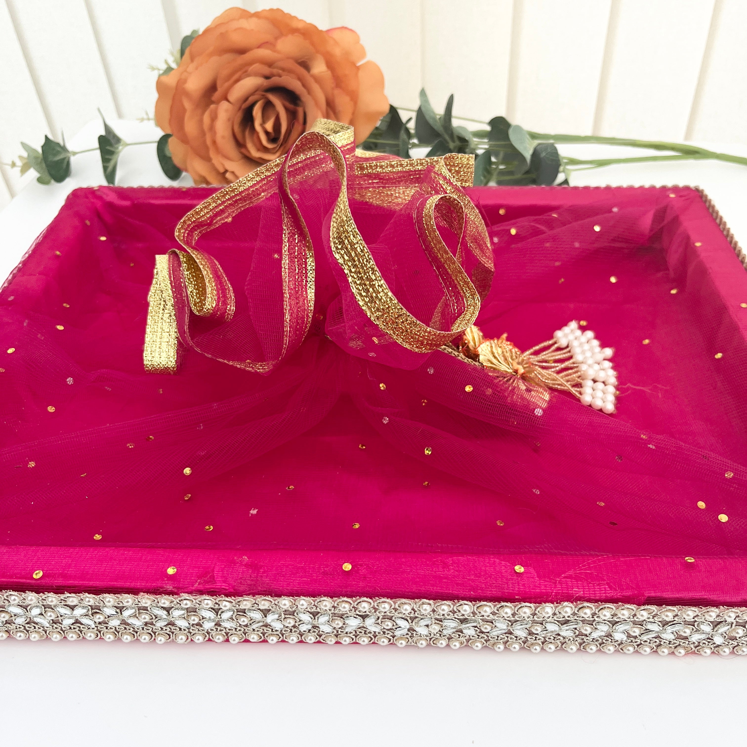 Netted gift hamper for Gifting wedding supplies
