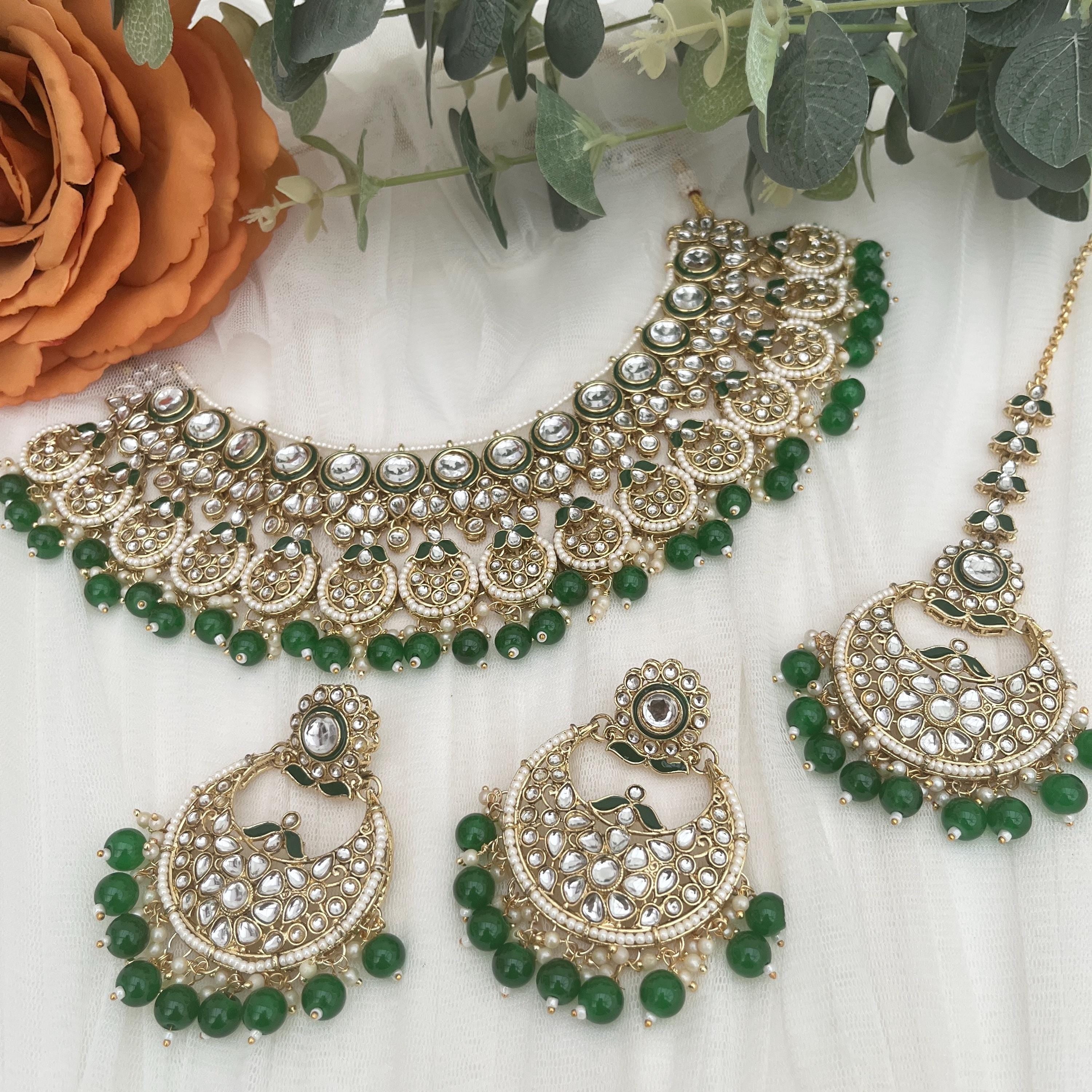 Beautiful Indian Jewellery/Green Beaded Kundan Choker Set/Tikka and Earrings/Indian Bridal Sets/Bollywood/Pakistani Jewellery