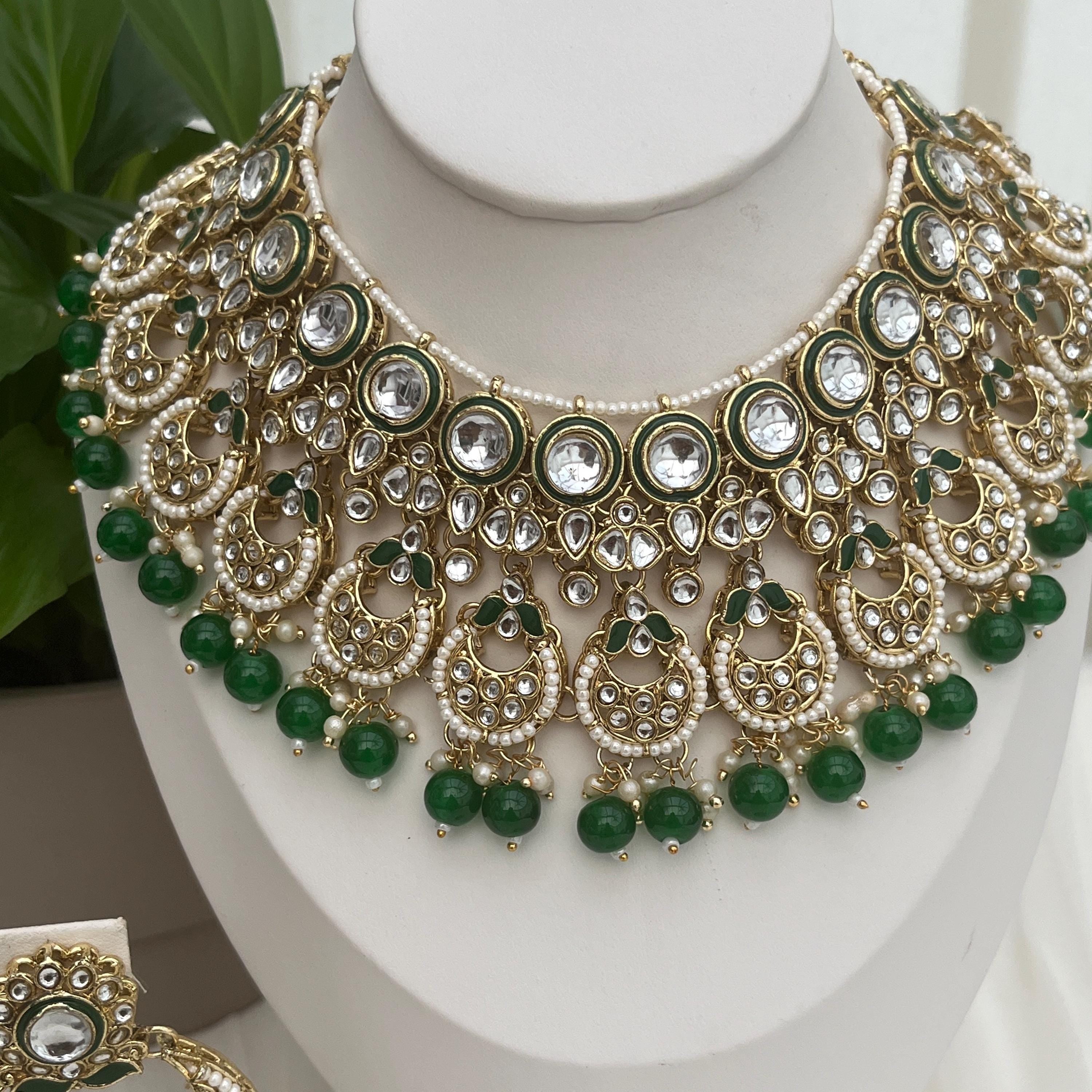 Beautiful Indian Jewellery/Green Beaded Kundan Choker Set/Tikka and Earrings/Indian Bridal Sets/Bollywood/Pakistani Jewellery