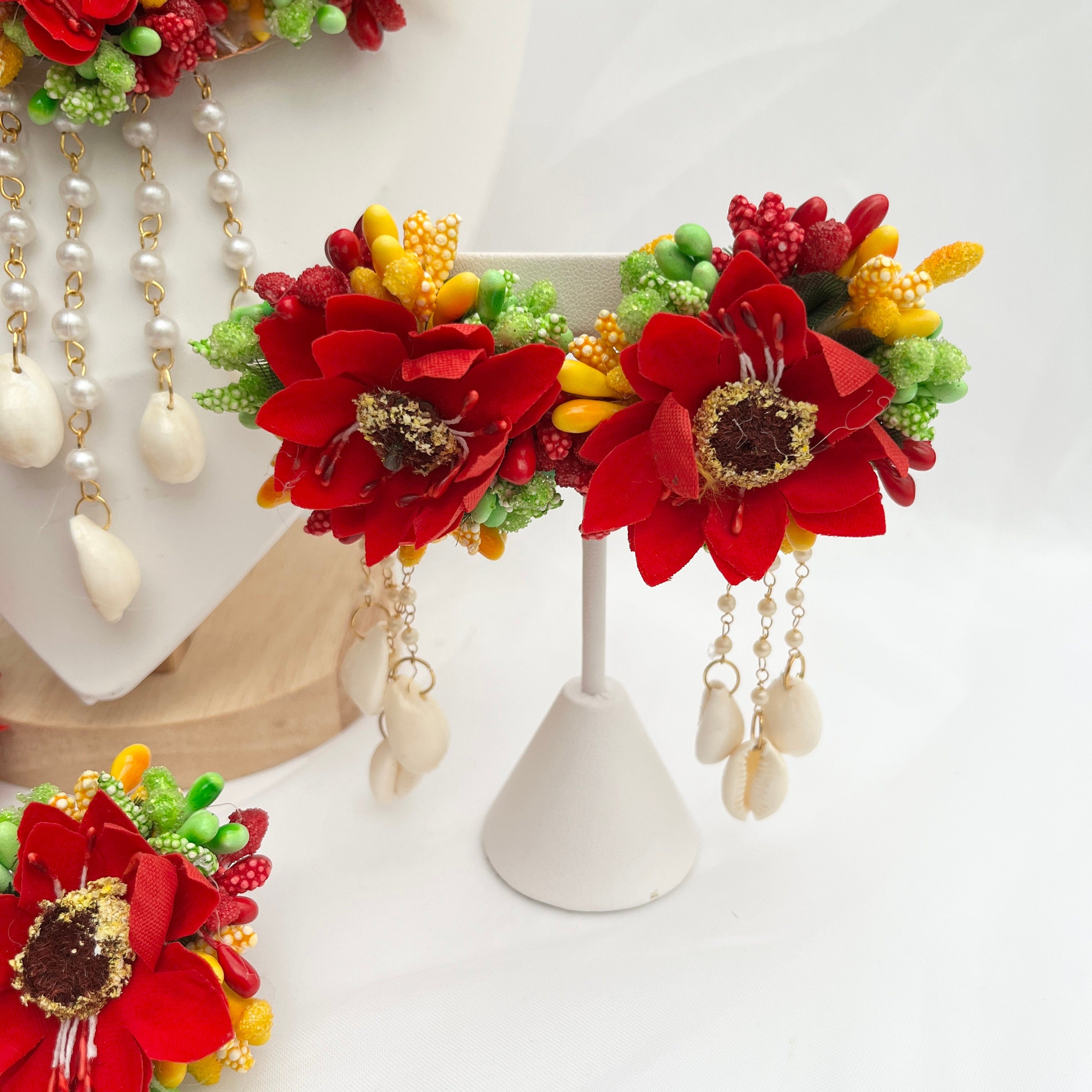 Flower Jewellery/Jewelery for Haldi/Maiyan/Vatna Sangeet Jewellery/ Indian Wedding/Bridal Shower/Floral Jewelry