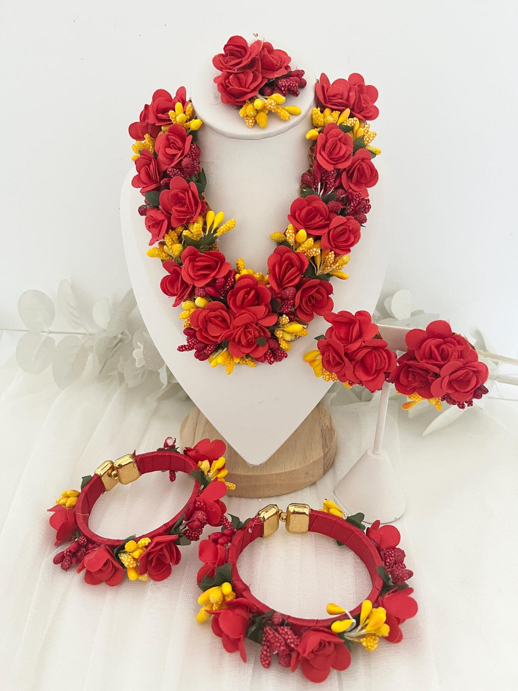 Handcrafted Floral Jewelry Set: Indian Wedding Haldi Mehndi Necklace