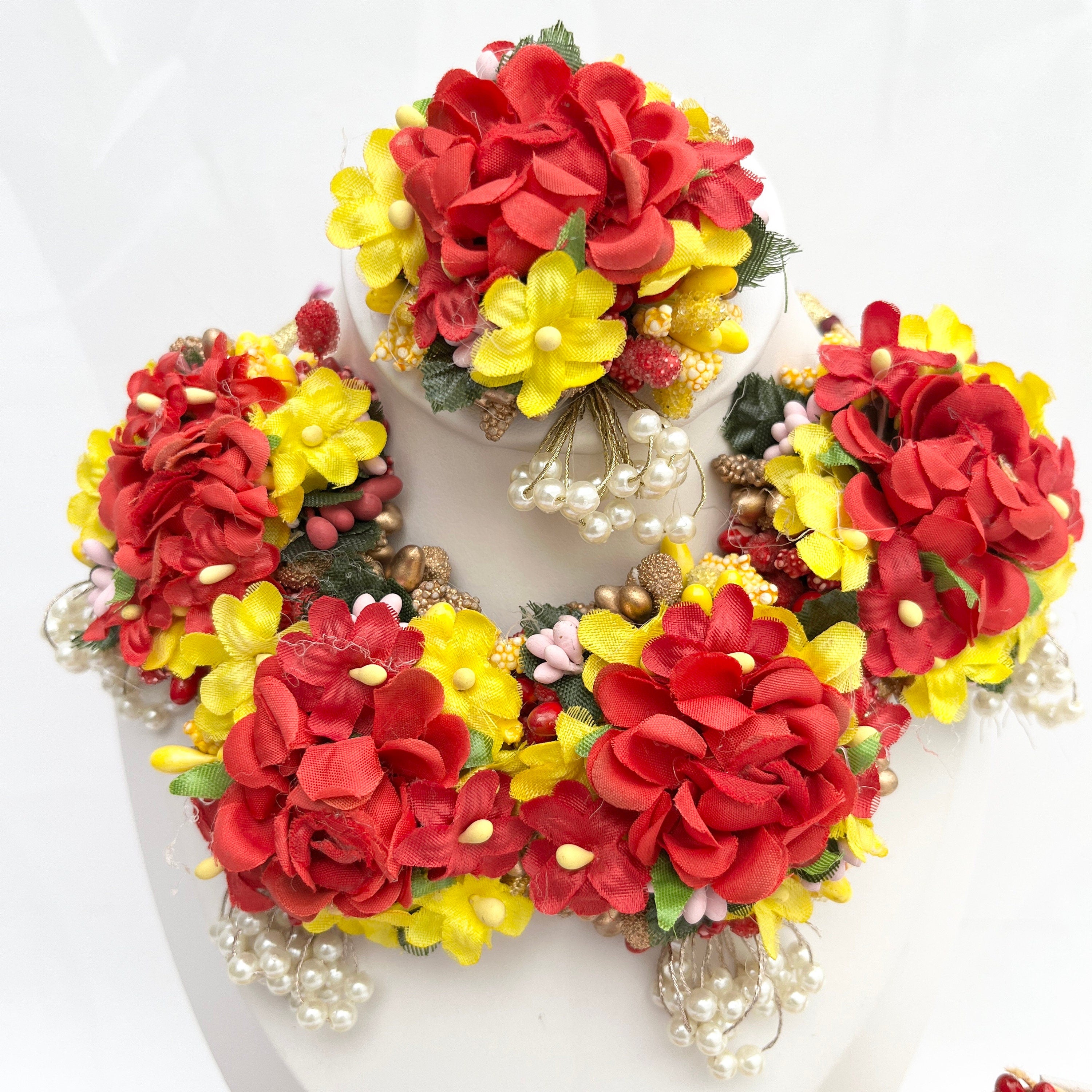 Flower Jewellery/Jewelery for Haldi/Maiyan/Vatna Sangeet Jewellery/ Indian Wedding/Bridal Shower/Floral Jewelry