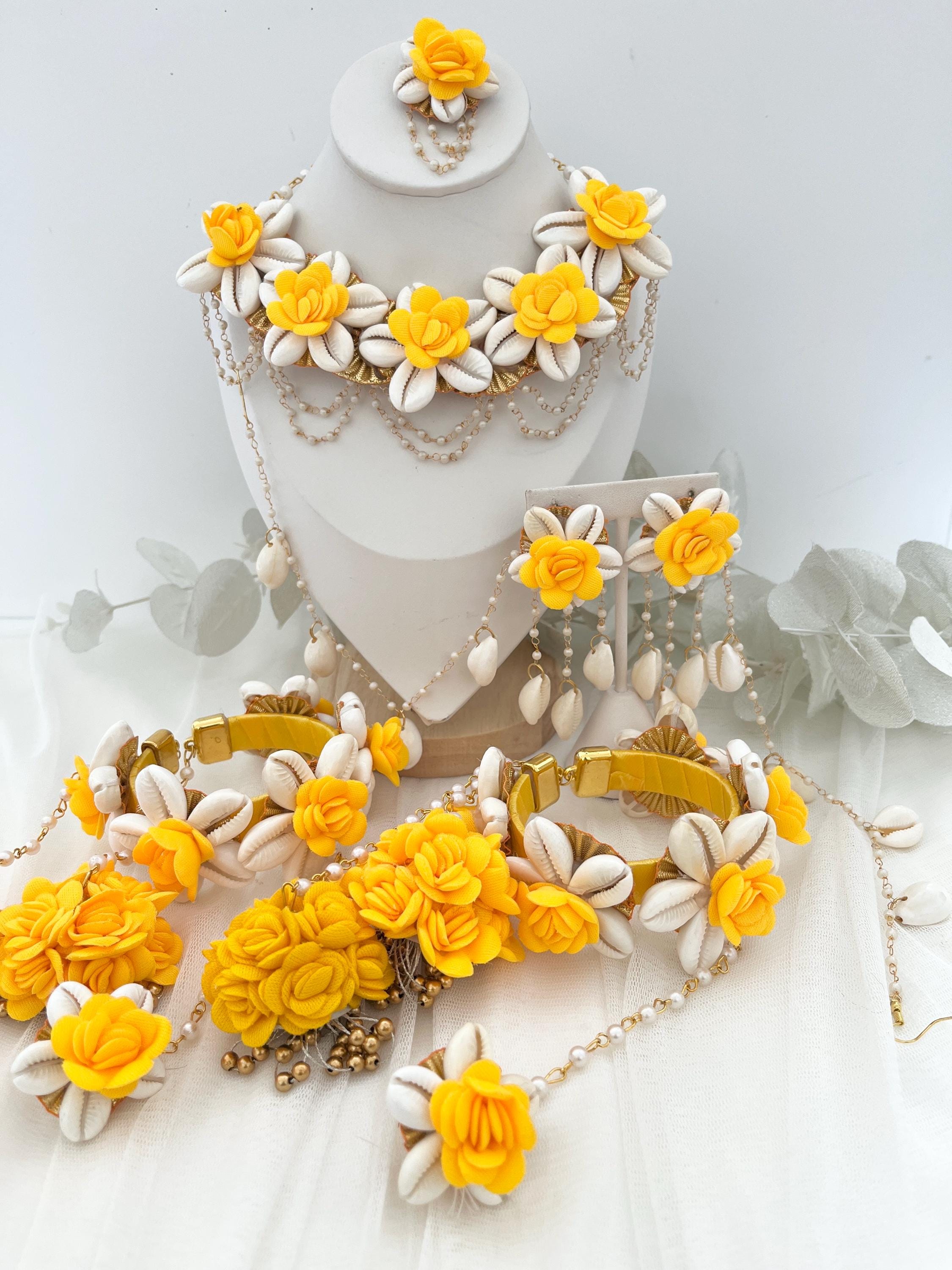 Gorgeous Handcrafted artificial flower/floral jewelry/ Haldi mehndi necklace set/ Indian flower jewelry/ Hair Gogra/ Mojra/ Wedding Kaleerey