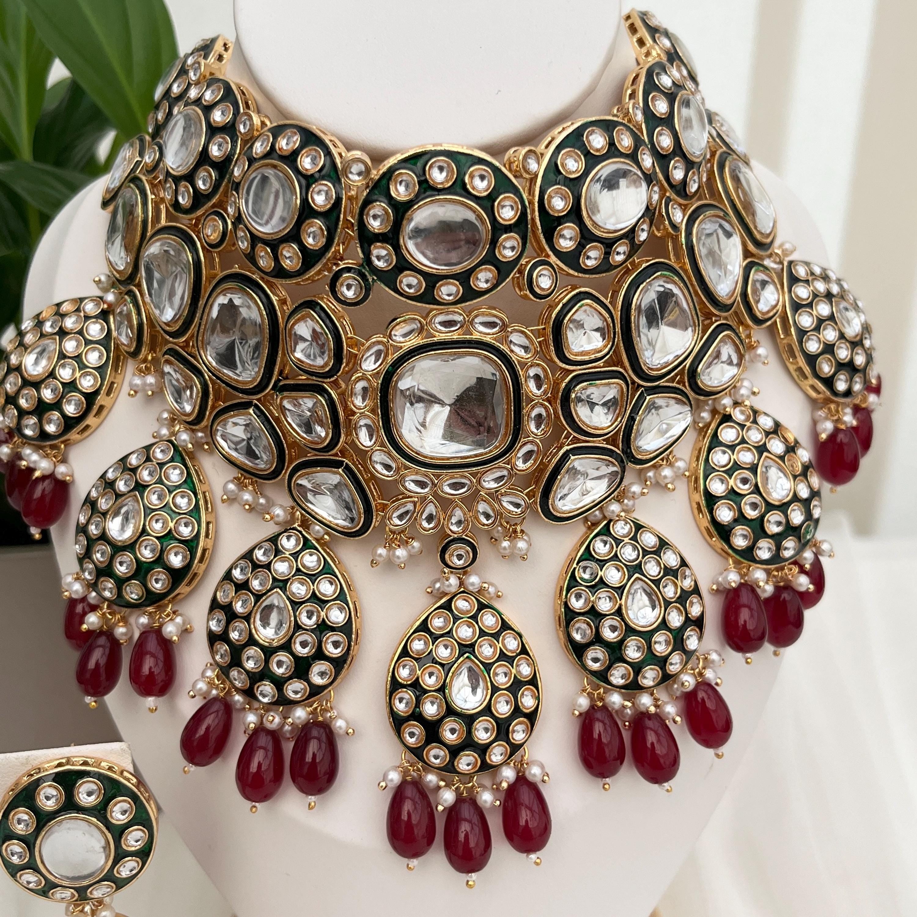 Indian Jewellery/ Red Kundan Choker Set/Tikka and Earrings/Indian Bridal Sets/Bollywood/Pakistani Jewellery