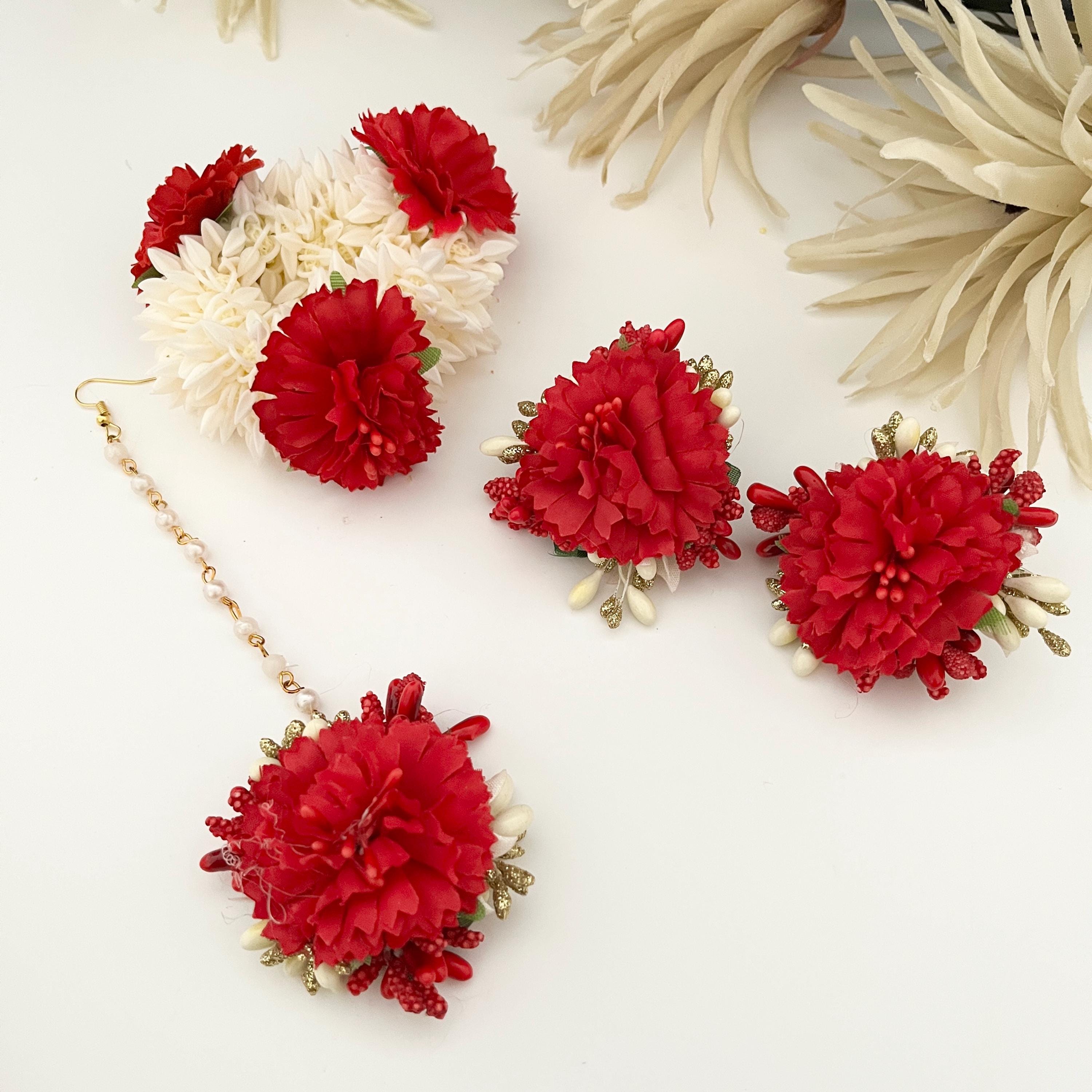 Handcrafted Haldi Mehndi Flower Jewelry Set: Tikka, Earrings, Hair Gajra