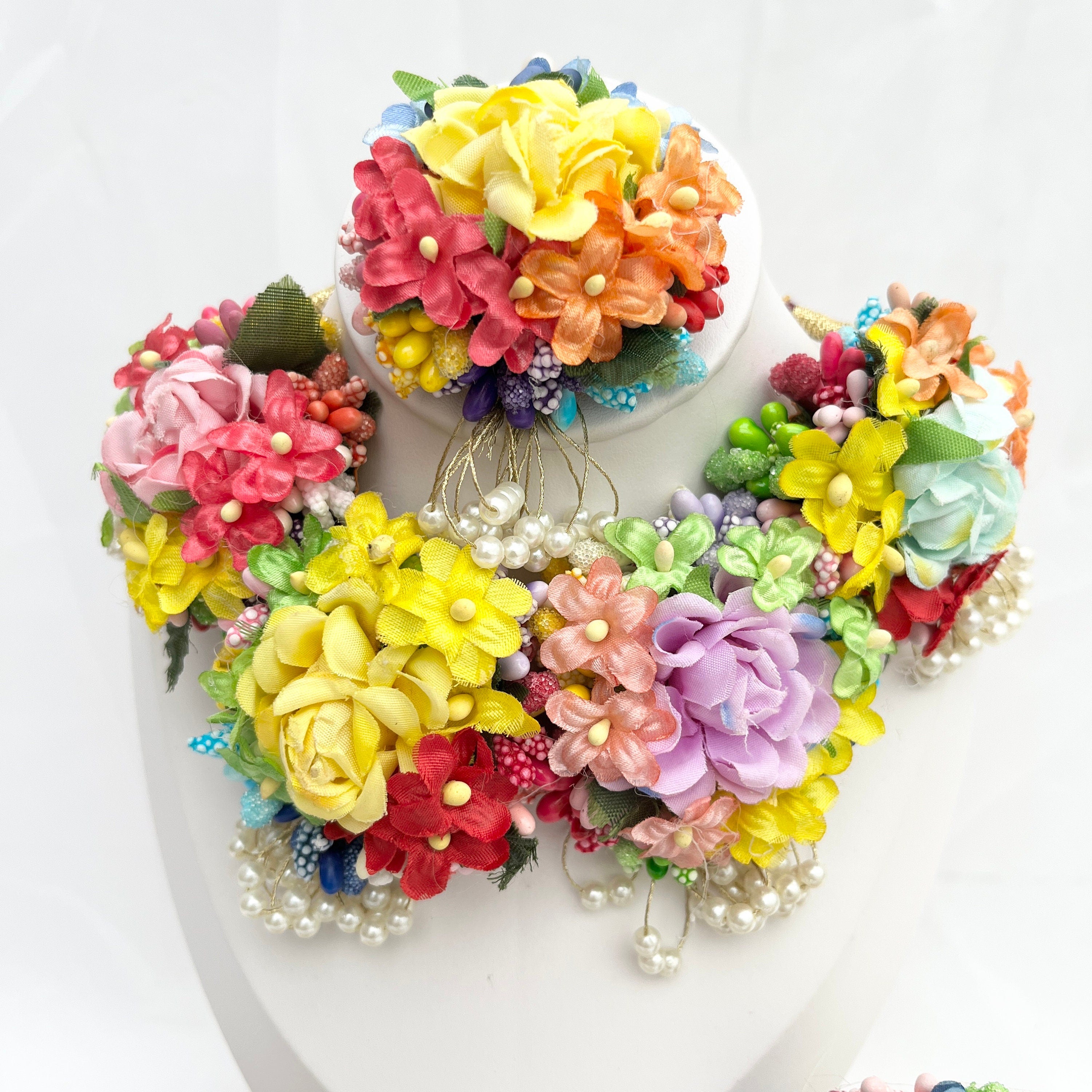 Flower Jewellery/Jewelery for Haldi/Maiyan/Vatna Sangeet Jewellery/ Indian Wedding/Bridal Shower/Floral Jewelry