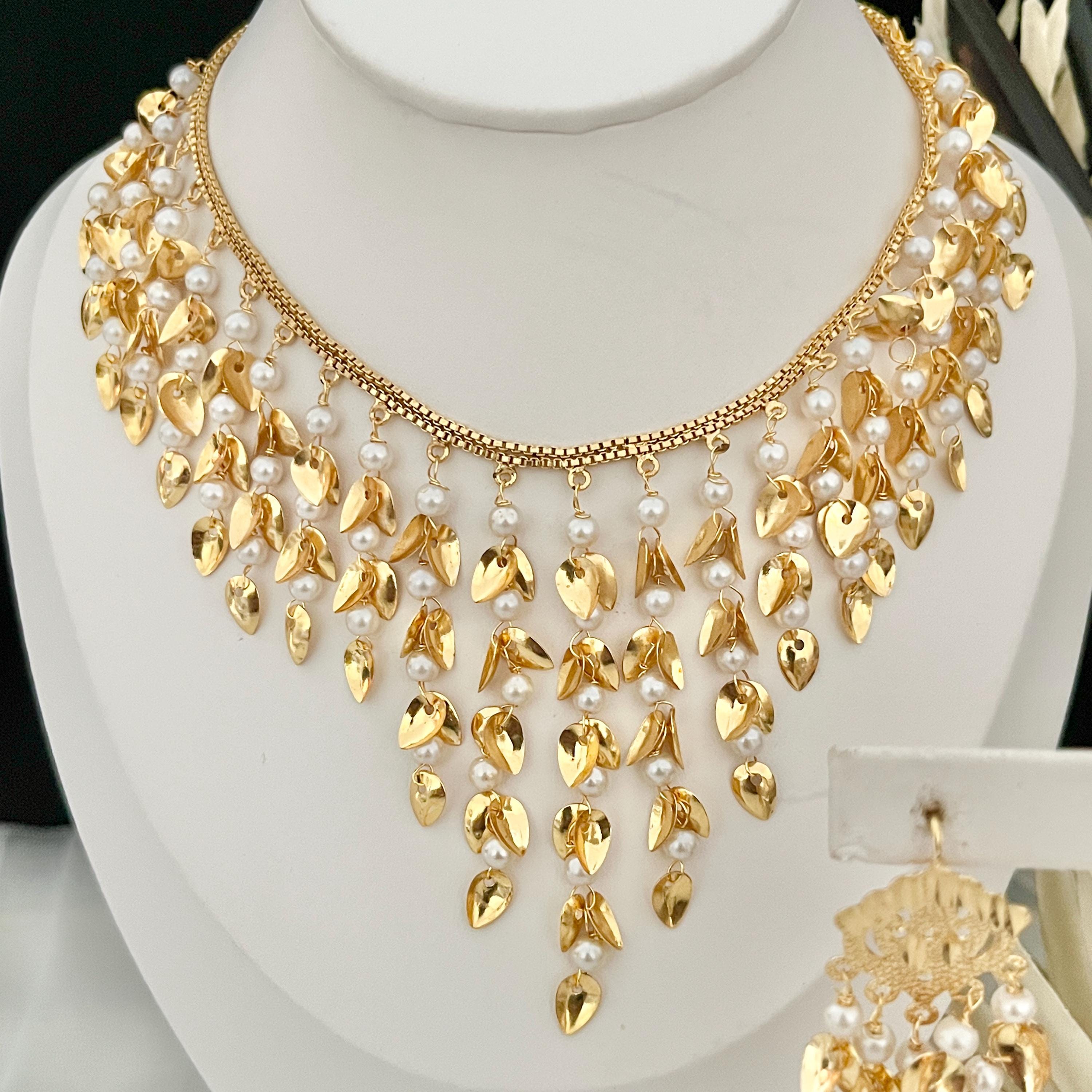 Gold Choker set,Pearl Choker Set jadau Jewelry,Punjabi Wedding Jewelry,Pakistani Bridal Jewelry,Hyderabad Jewelry,Patra Gold Traditional Set