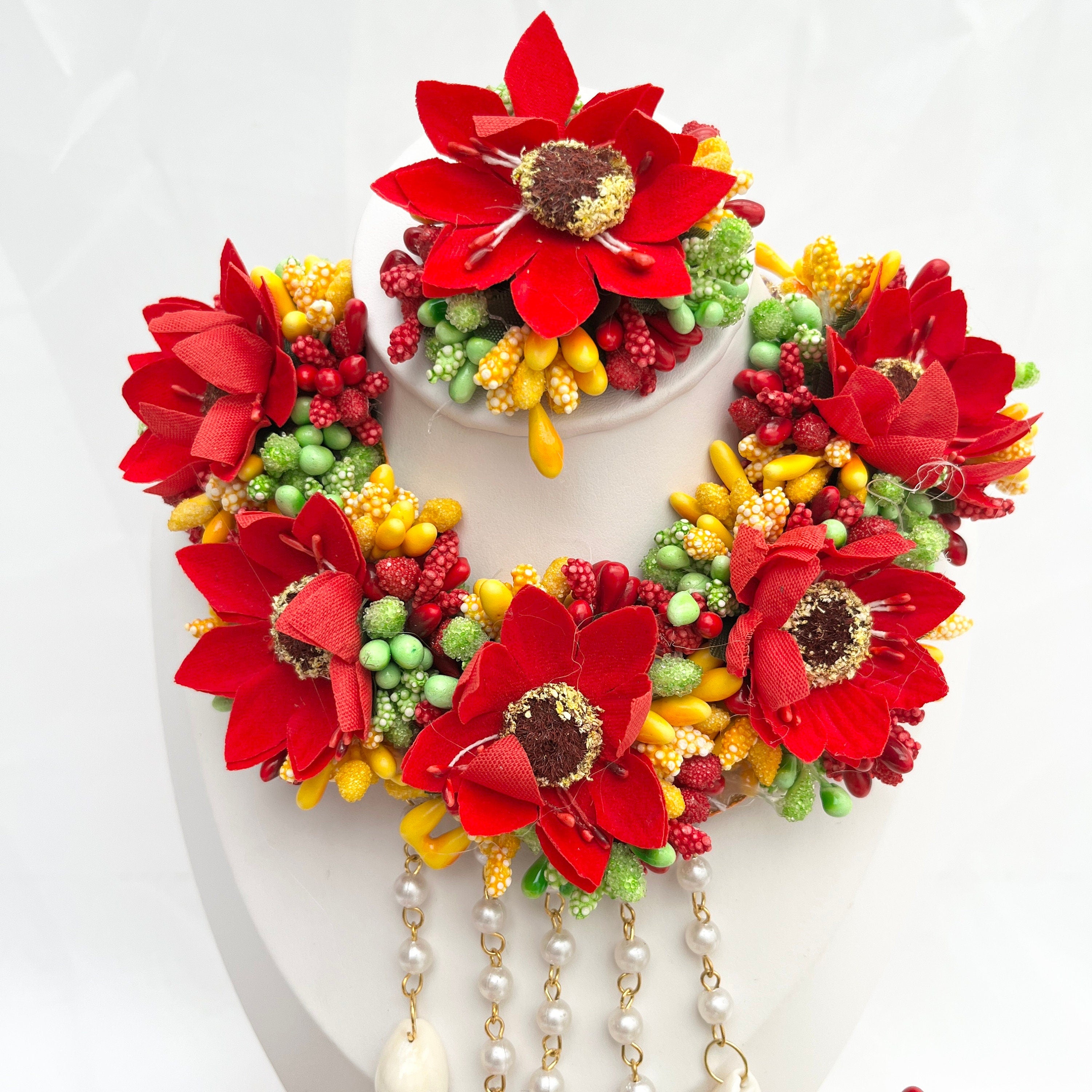 Flower Jewellery/Jewelery for Haldi/Maiyan/Vatna Sangeet Jewellery/ Indian Wedding/Bridal Shower/Floral Jewelry