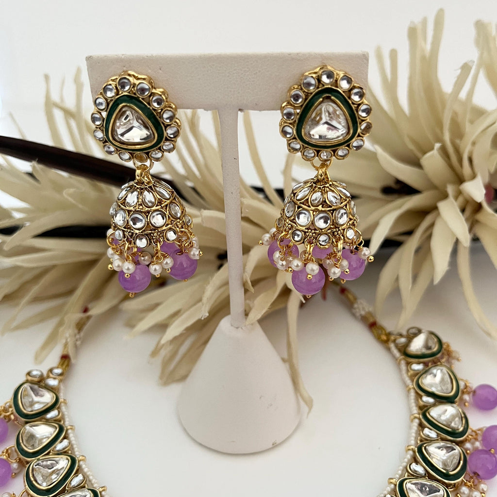 Kundan Jewellery Sets, Lilac Colour Jewellery, Traditional Indian Jewellery, Indian Bridal Jewellery, Pakistani Jewellery