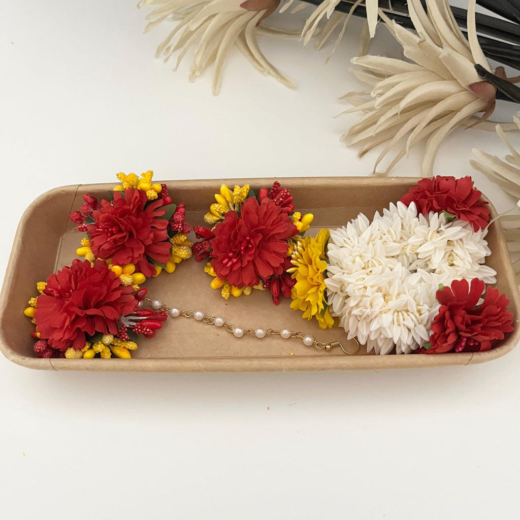 Handcrafted Haldi Mehndi Flower Jewelry Set: Tikka, Earrings, Hair Gajra